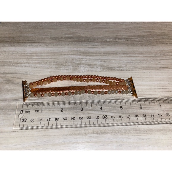 Rose gold Apple Watch band - Picture 2 of 2